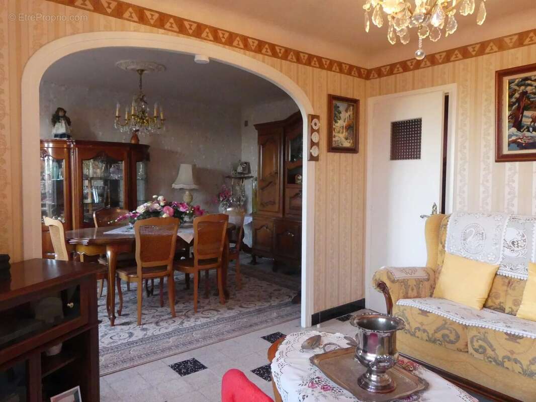 Maison à LE CREUSOT