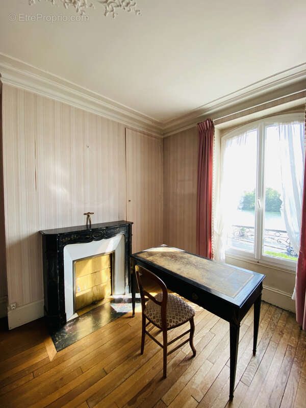 Maison à MONTEREAU-FAULT-YONNE