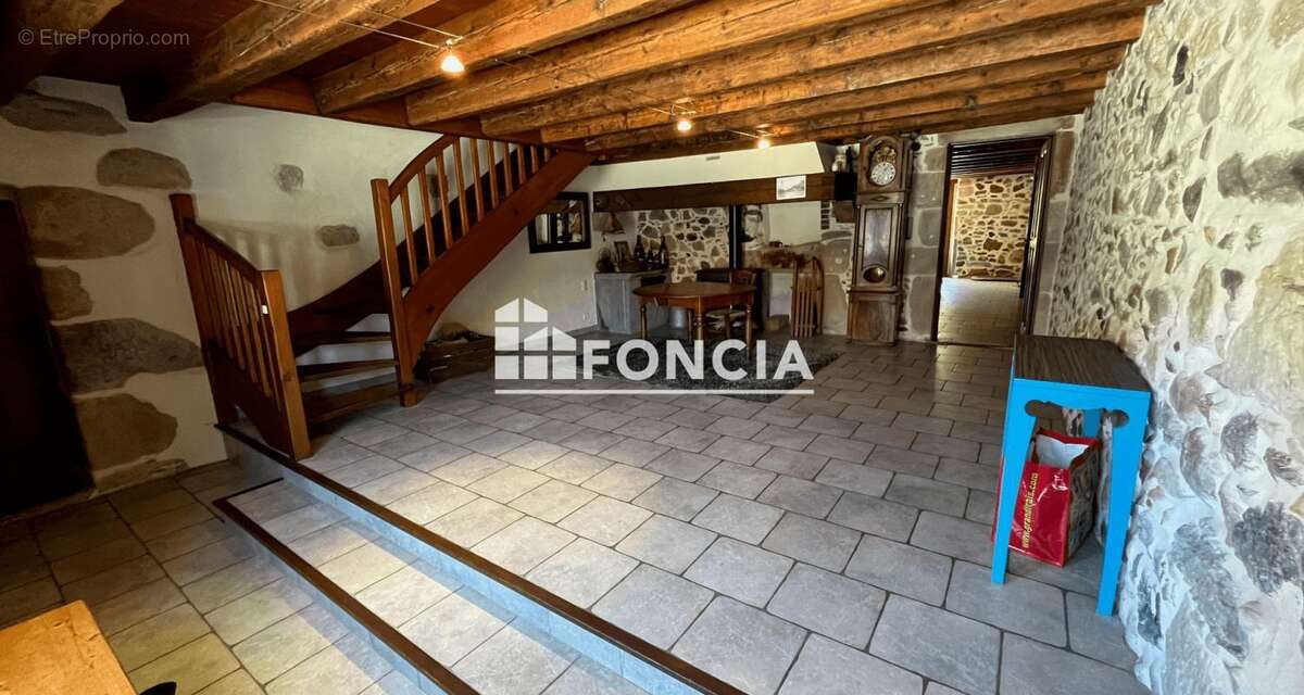 Maison à NEYDENS