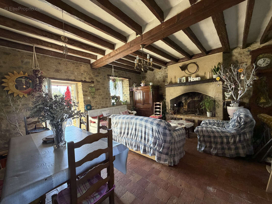 Maison à SABLE-SUR-SARTHE