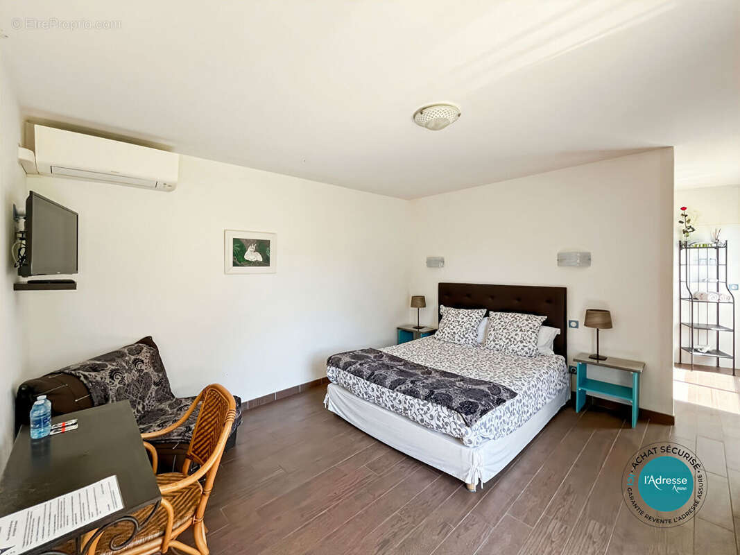 Maison à GUIGNEVILLE-SUR-ESSONNE