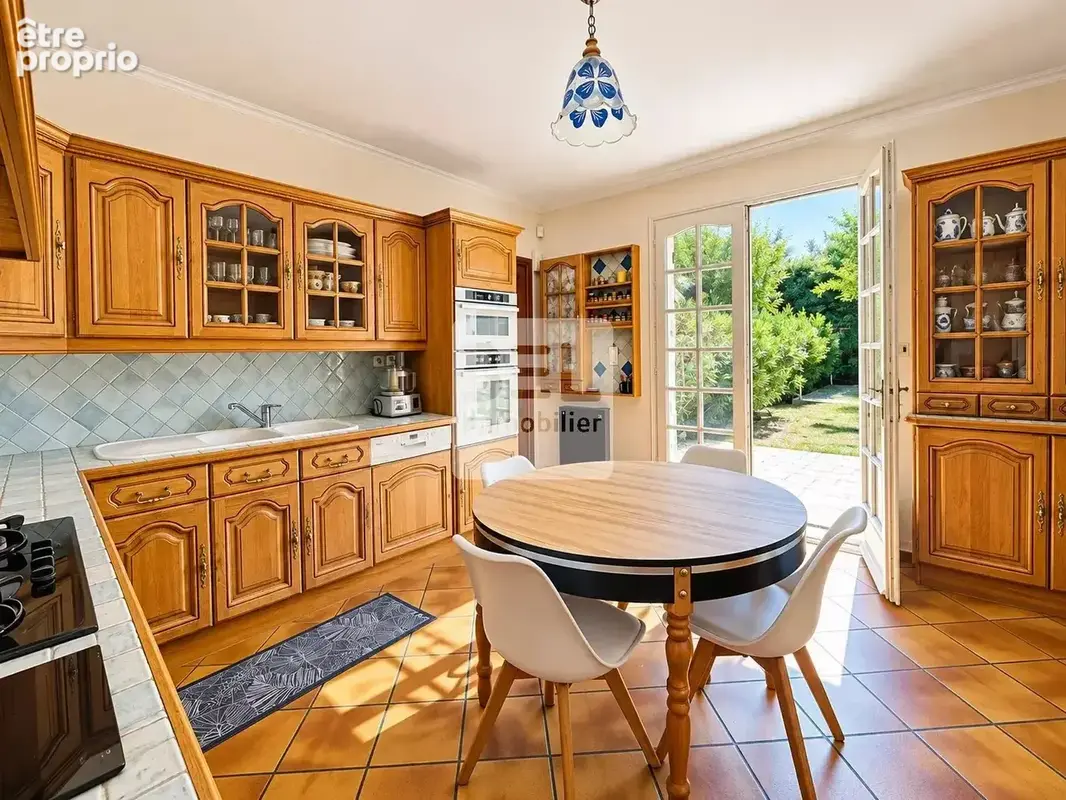 Belle Villa sur grand terrain de 2000 m2 avec piscine à Pont-Saint-Esprit - photo 18