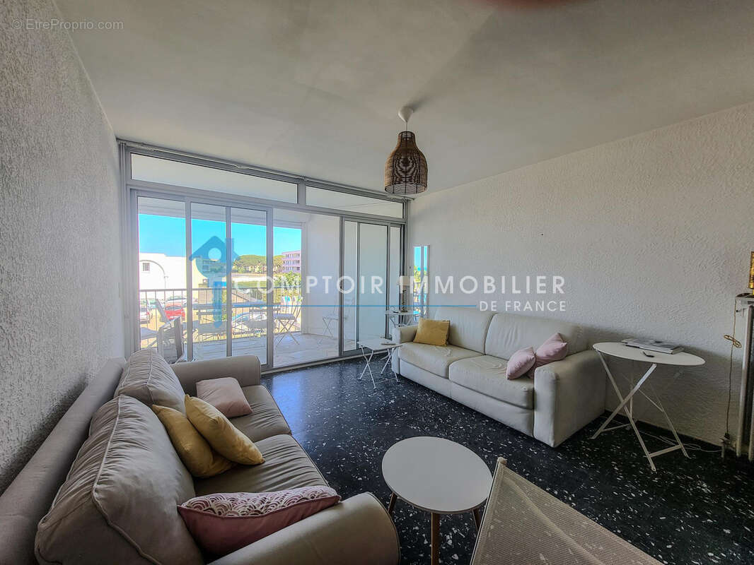 Duplex p3 vue mer avec place de parking. - photo 4