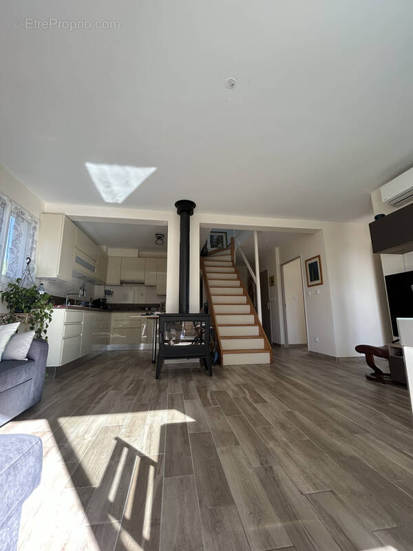 Appartement à SANTA-MARIA-POGGIO