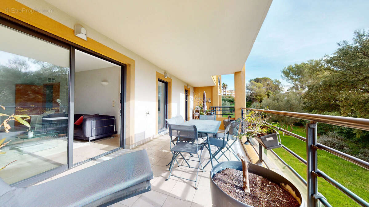 Appartement à SAINT-RAPHAEL