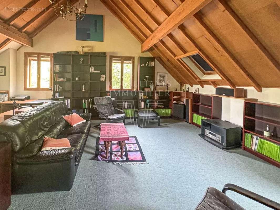 Maison à L&#039;ISLE-ADAM