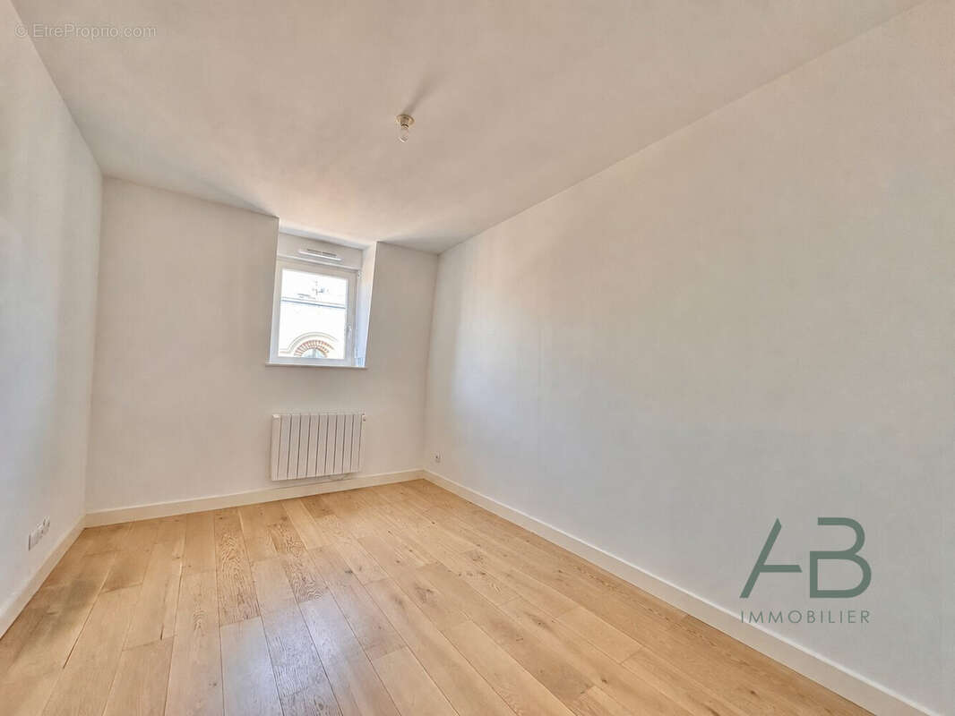 Appartement 59 m² à Lille  - photo 5