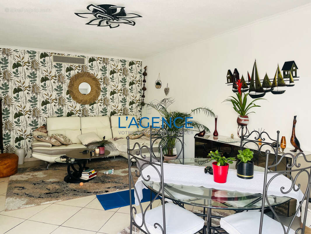 Appartement à HYERES