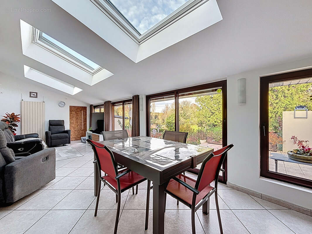 Maison à CERISY-LA-FORET