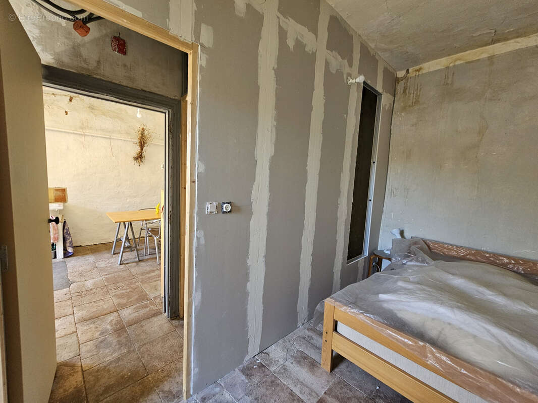 Maison à VILLETELLE