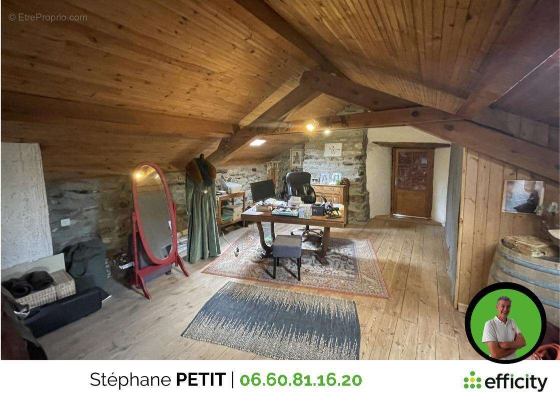 Maison 164 m² à Saint-Hostien  - photo 21