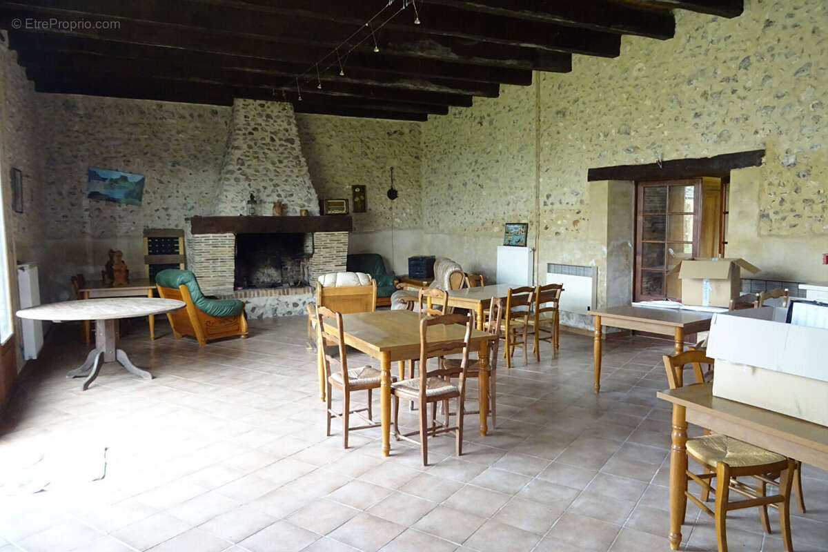 Maison à LA BAZOCHE-GOUET