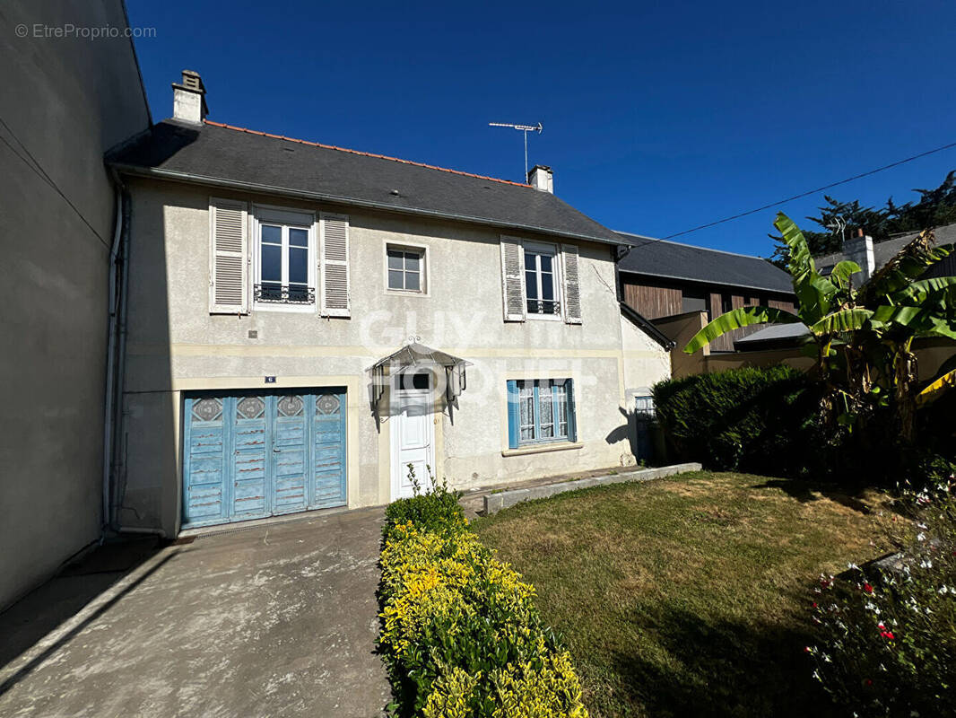 Maison à DOL-DE-BRETAGNE