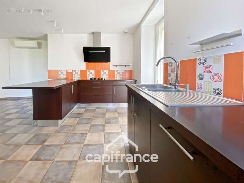 Maison d'environ 81 m² avec sous-sol aménageable de 40 m2 et son jardin de 418 m² – Crozes-Hermitage (26) - photo 5