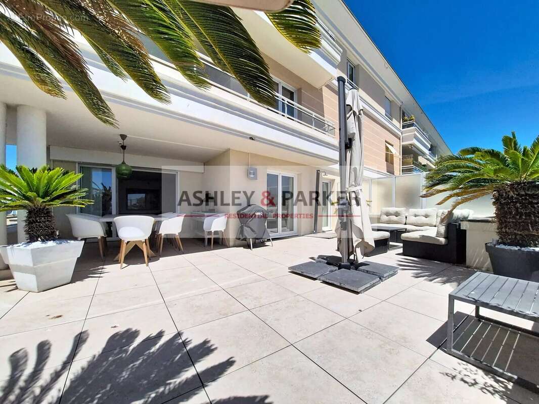 Appartement à CANNES