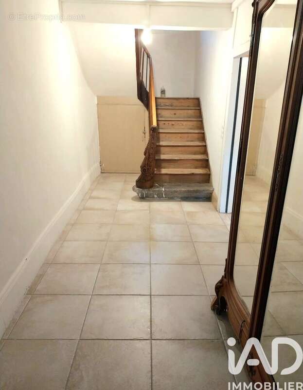 Photo 2 - Maison à SARRANCOLIN