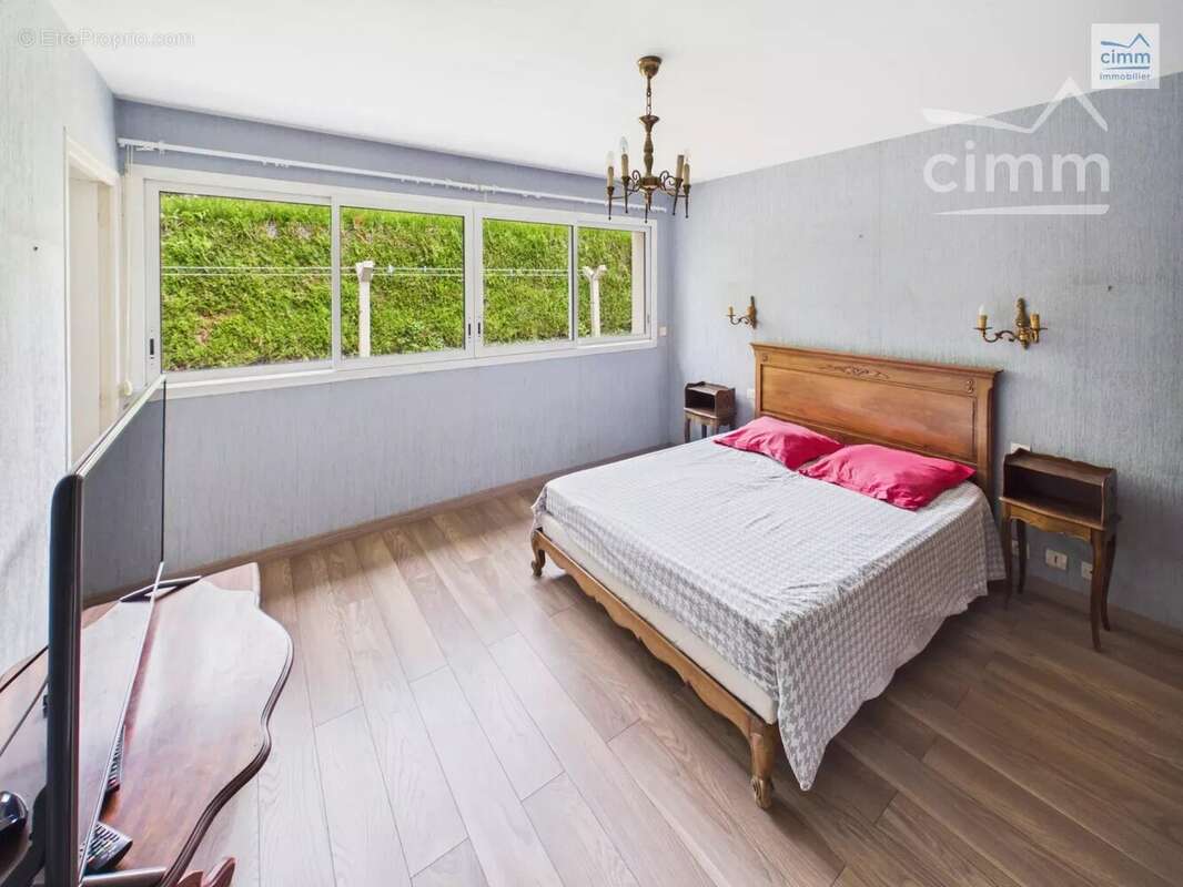 Appartement à GUICHEN