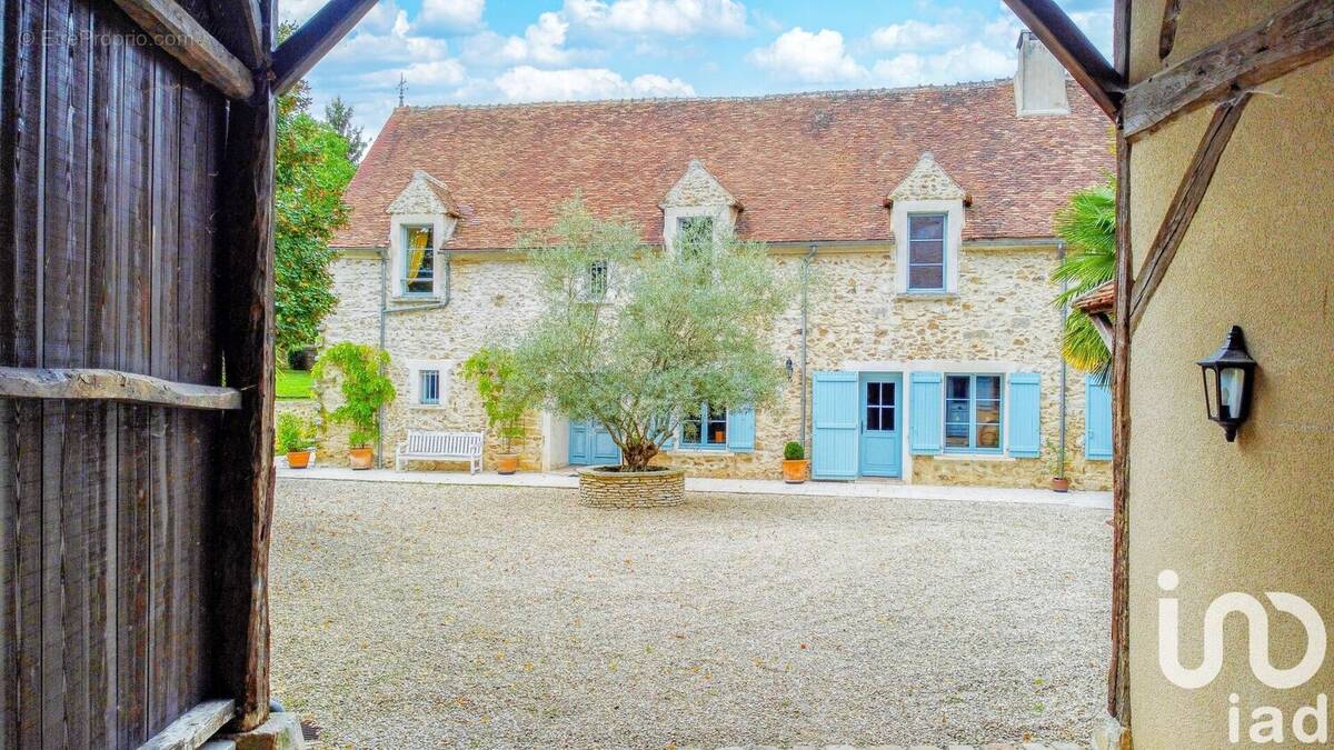 Photo 1 - Maison à CHALAUTRE-LA-GRANDE