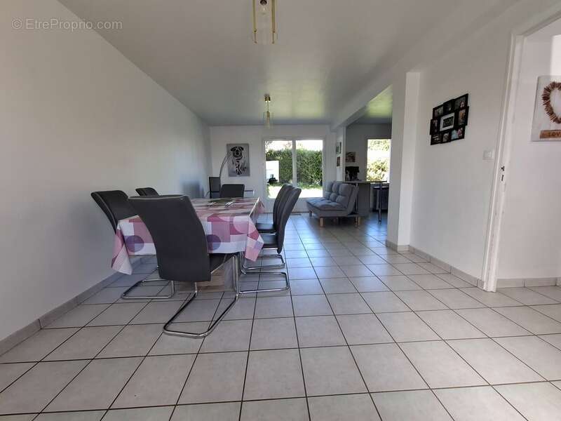 Maison à vendre 4 pièces CINQ MARS LA PILE (37) - photo 4