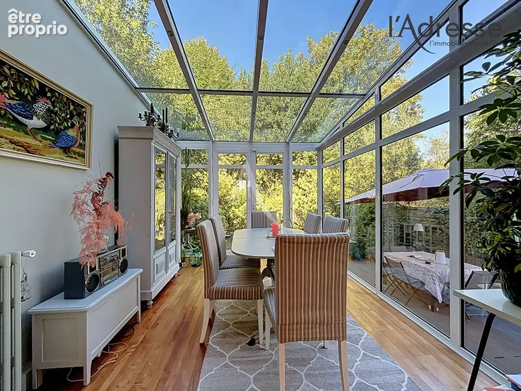 Photo Maison à Suresnes au prix de 850 000€