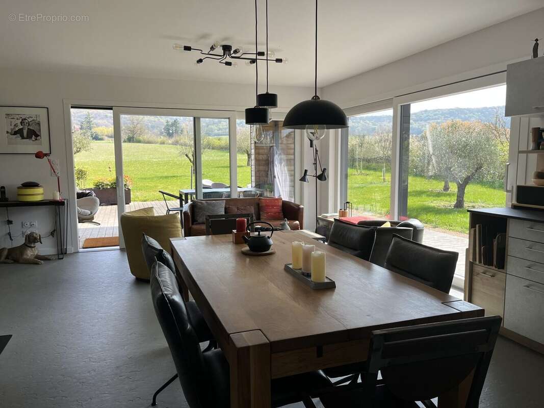 Maison à LA CHAPELLE-SOUS-BRANCION