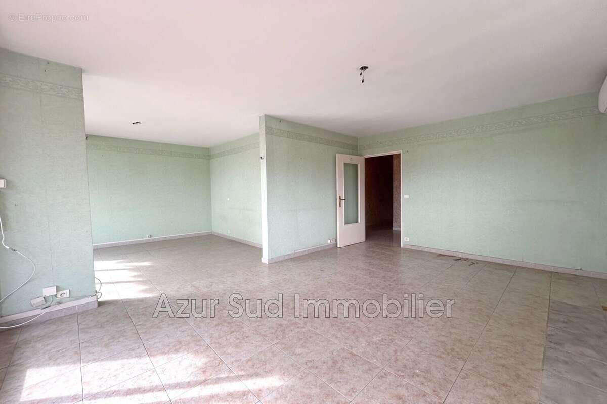 Appartement 87 m² à Antibes  - photo 5