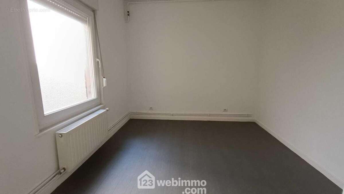 chambre - Appartement à VERDUN