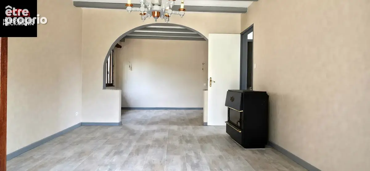 Maison 4 pièces 92m2 + dépendances et garages. - photo 3