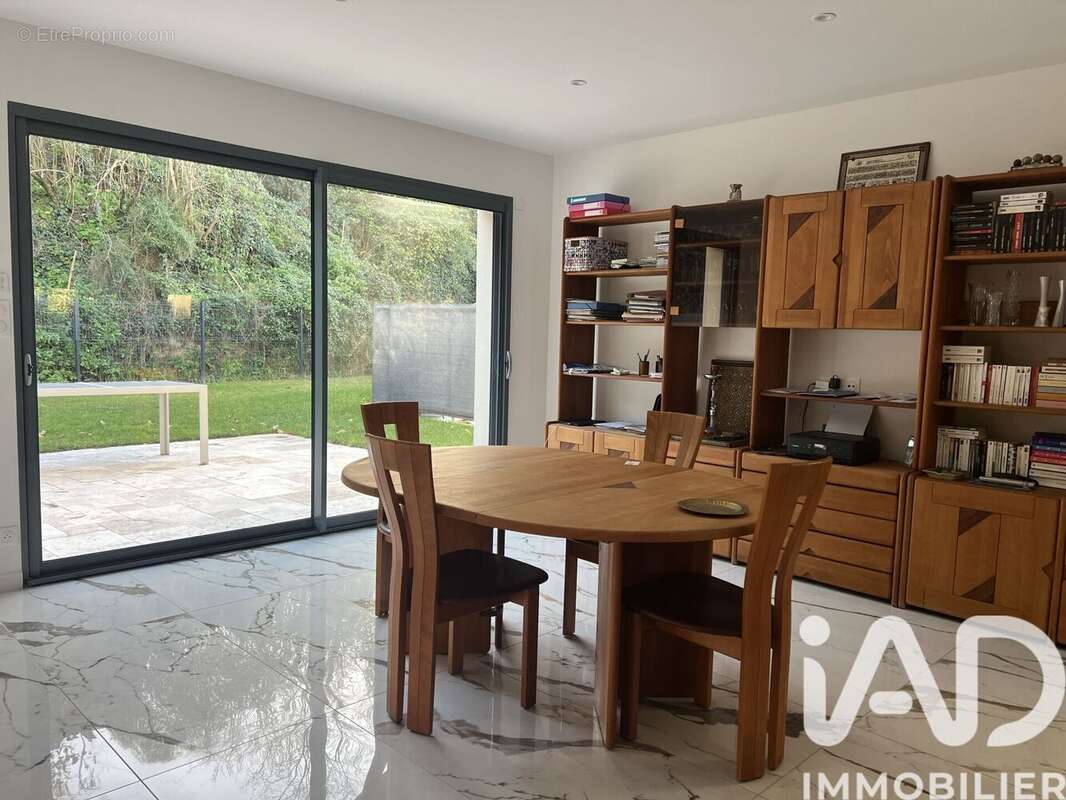 Photo 3 - Maison à MONTLOUIS-SUR-LOIRE