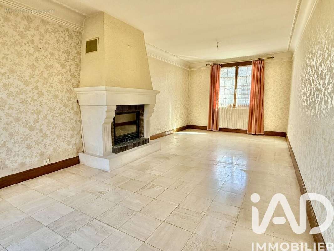 Maison 122 m² à Saint-Pierre-De-Fursac  - photo 5