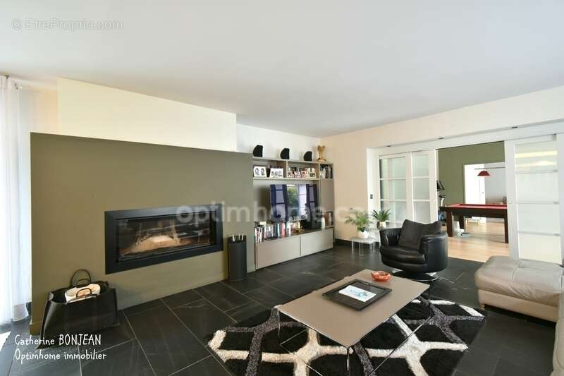 Maison à BLANQUEFORT