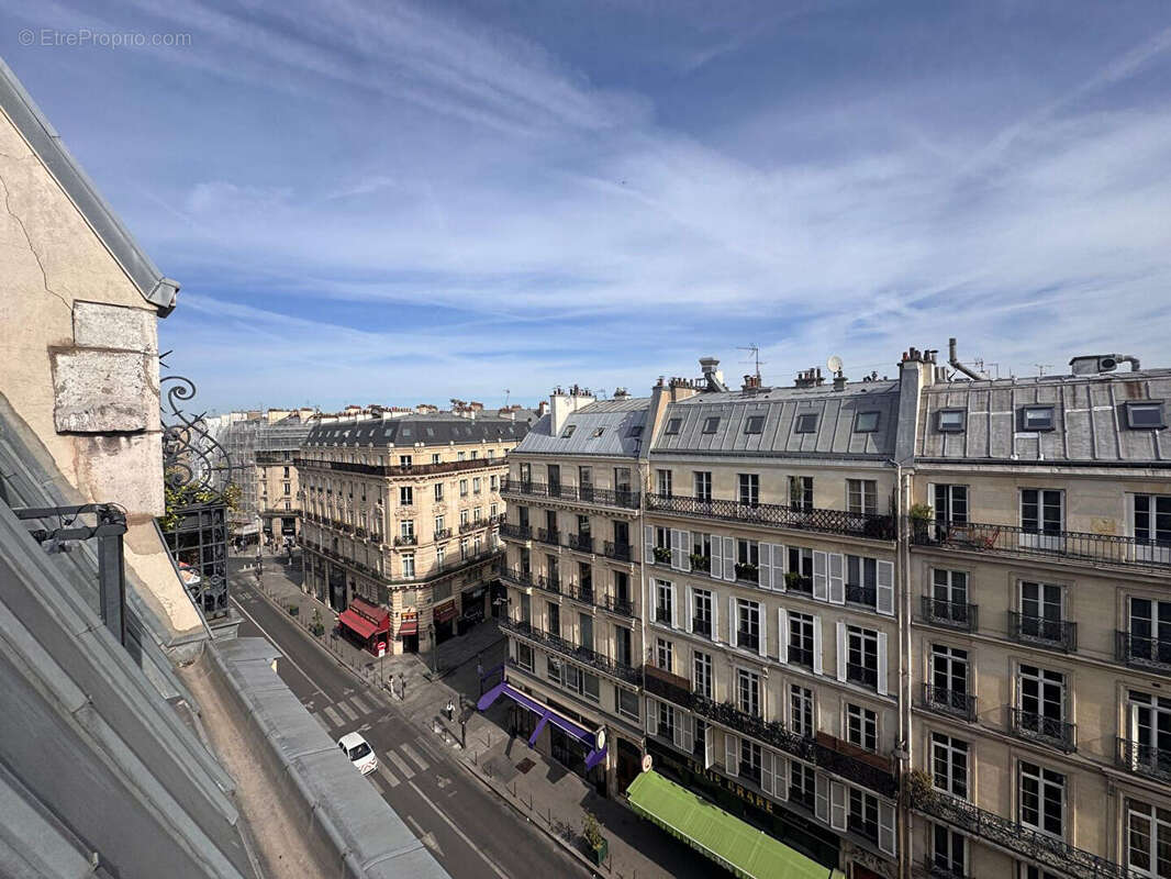 Appartement à PARIS-1E