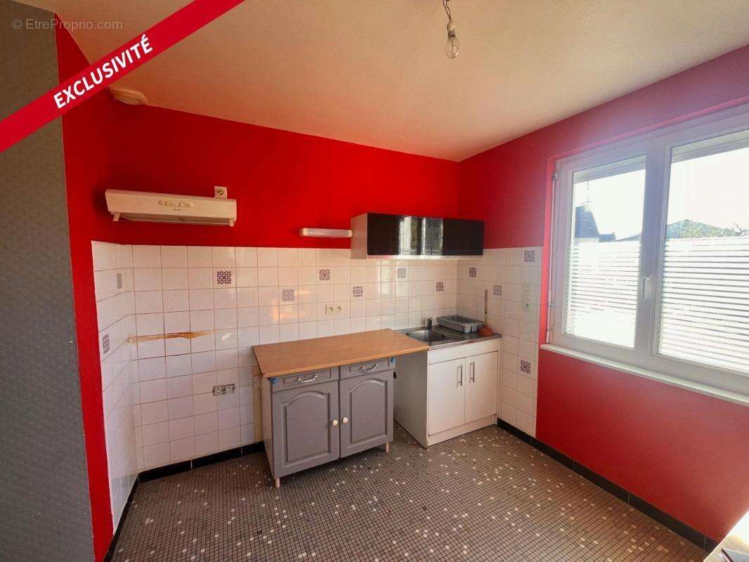 Maison de famille : installez-vous au coeur du bourg ! - photo 7