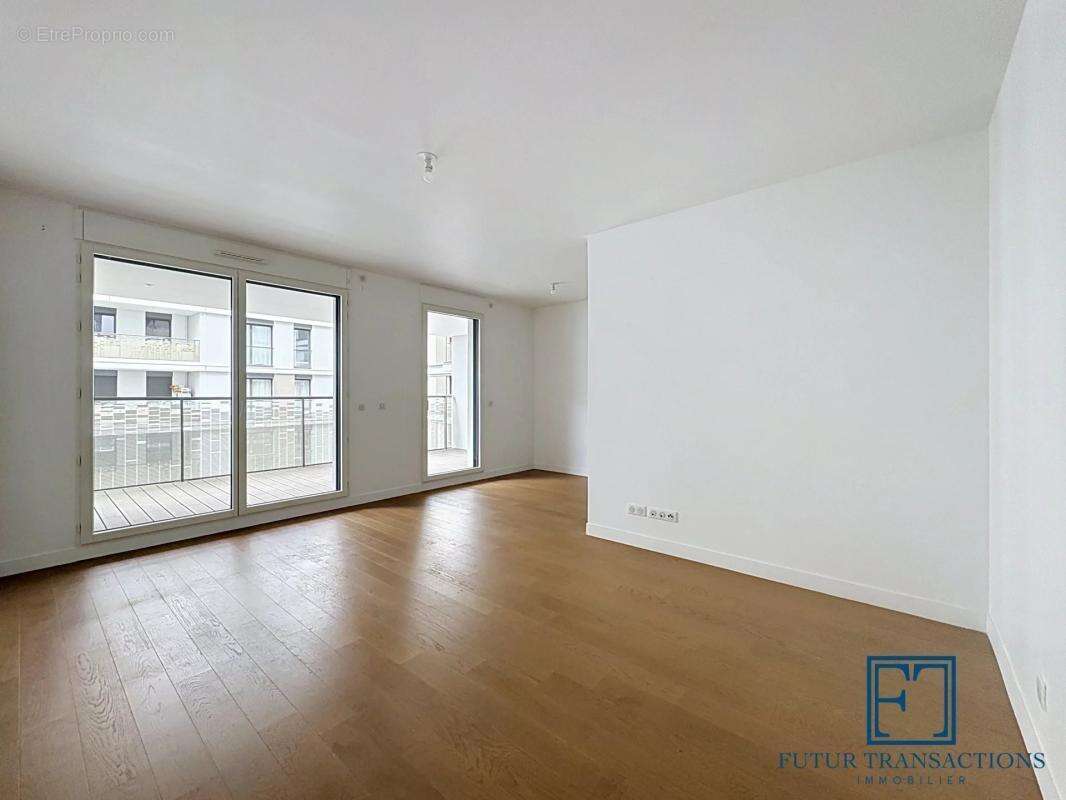 Appartement à ISSY-LES-MOULINEAUX