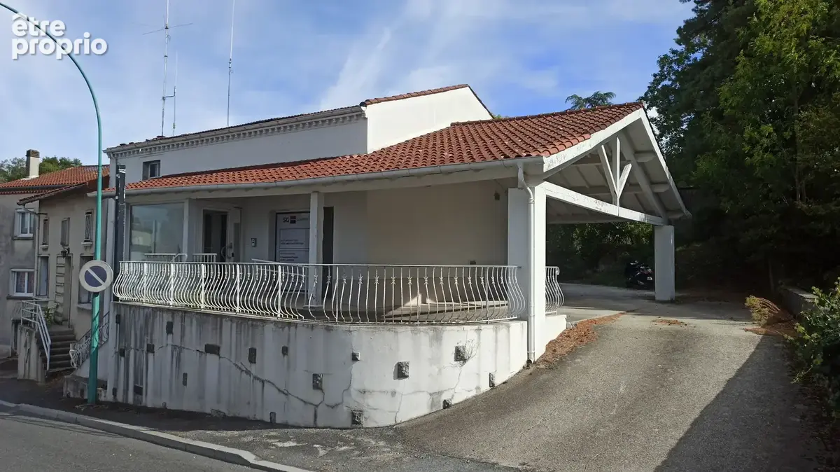 Photo Maison à Lacrouzette au prix de 75 000€