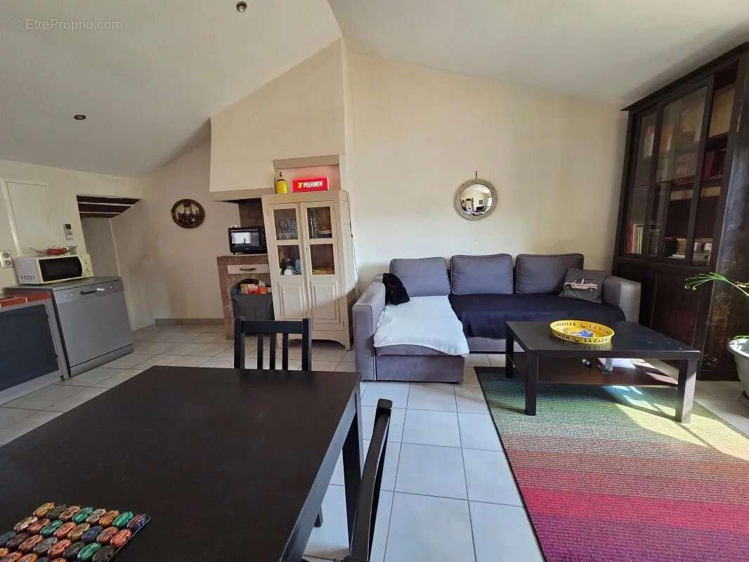 Appartement À Vendre - photo 8