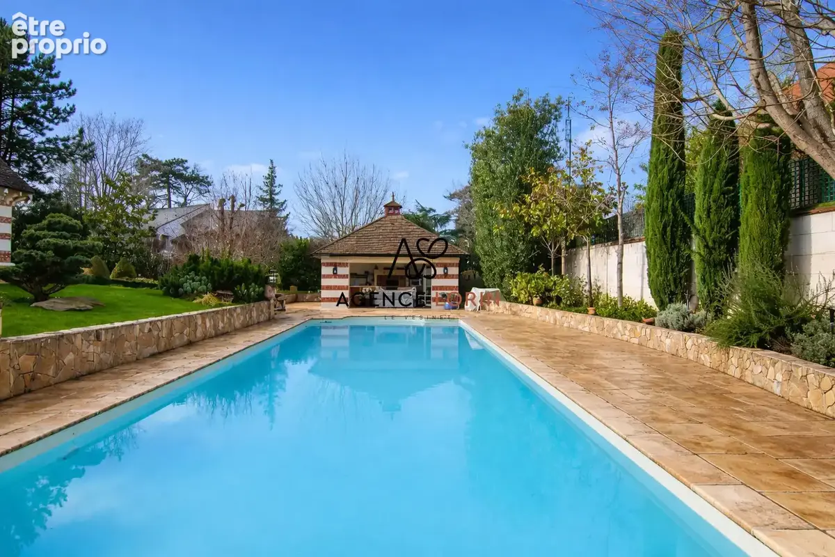 Propriété Le Vésinet - 327 m² - 10 pièces - photo 13