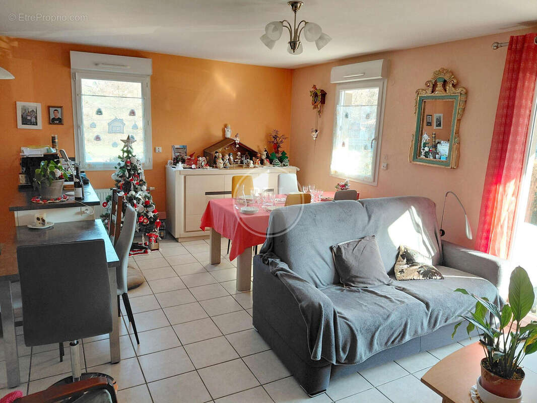 Appartement à SAINTE-FOY-L'ARGENTIERE