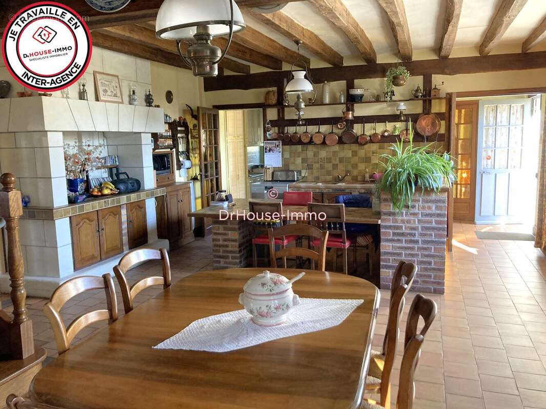 Maison 162 m² à La Chapelle-Sur-Loire  - photo 8