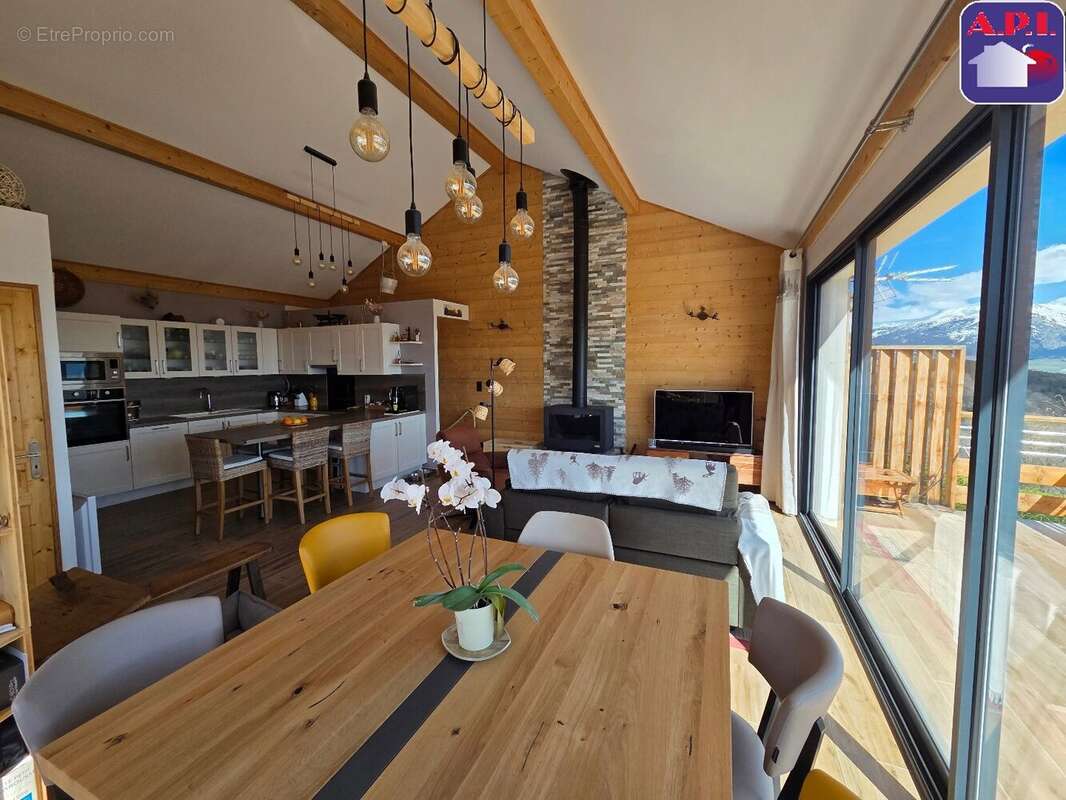 Maison à FONT-ROMEU-ODEILLO-VIA