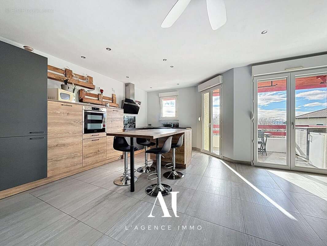 Appartement à CROZET