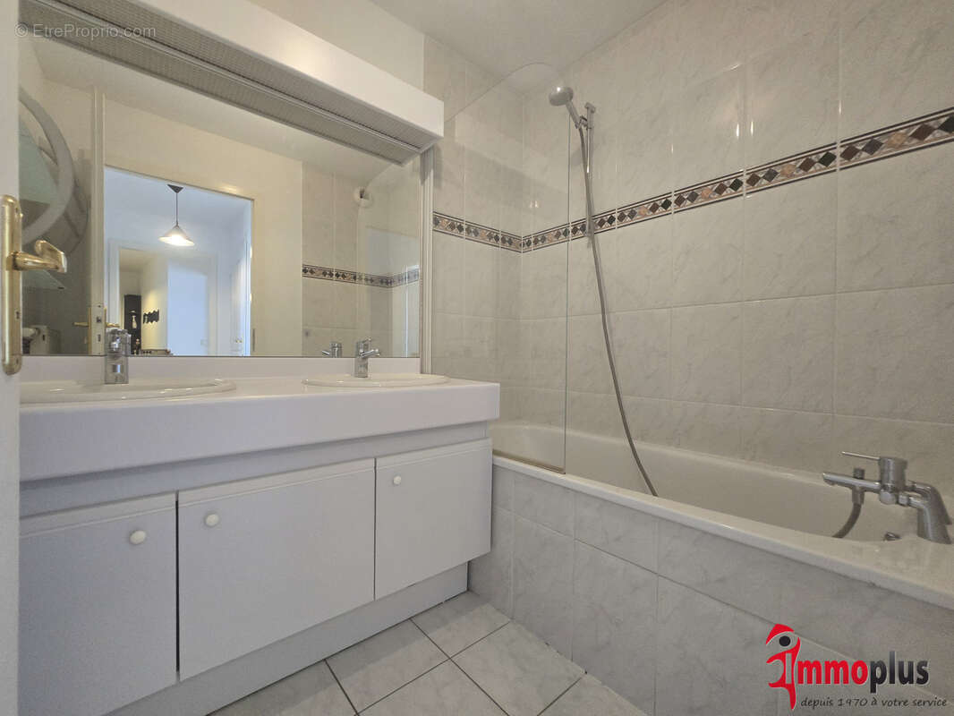 Huningue : très bel appartement F3 meublé 70 m2 avec un balcon et un garage - photo 9