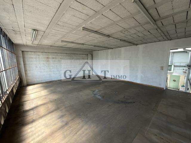 Entrepot 360m² a vendre bondoufle - photo 8