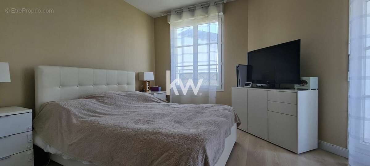 Appartement à COMBS-LA-VILLE