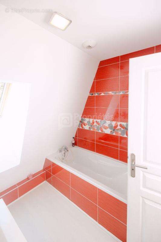 Bien rare à Labuissière - Maison avec vie de plain-pied, terrain boisé et environnement privilégié - photo 10