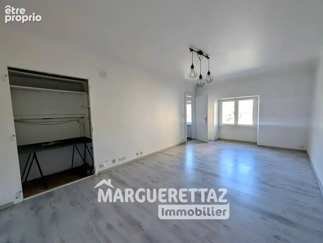 Maison de village mitoyenne - St Jeoire 115m² / garage / pas d'exterieur - photo 6