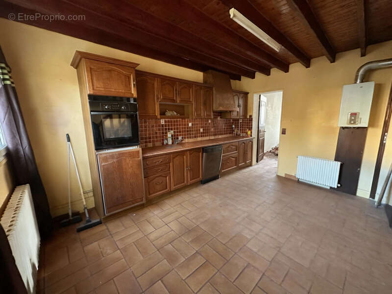 Maison de ville avec extérieur - photo 2