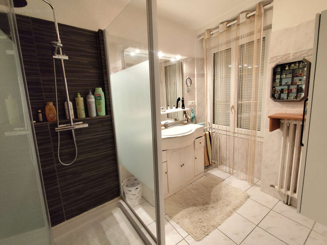 Maison à LE CHEVAIN