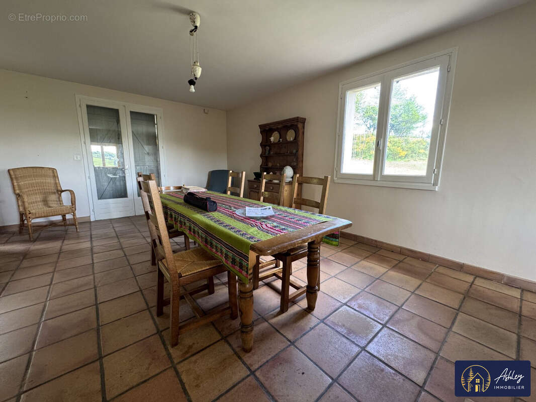 Maison à vendre YDES 7 pièces - Maison à YDES