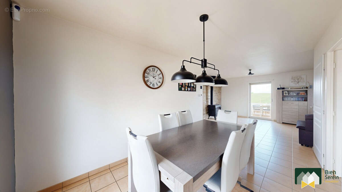 Maison à BERCHERES-SAINT-GERMAIN